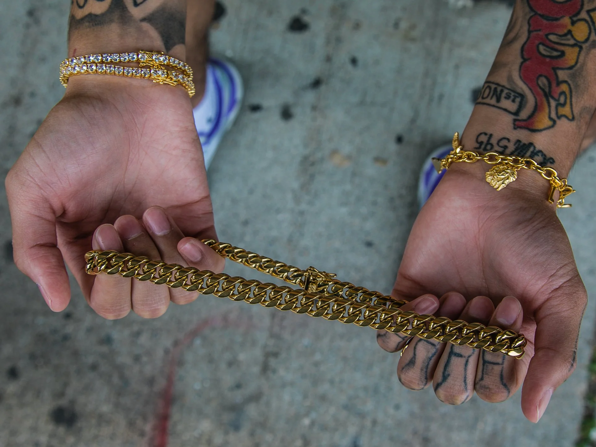 12mm Miami Cuban Link Necklace - 18k Gold Plated - Image 5