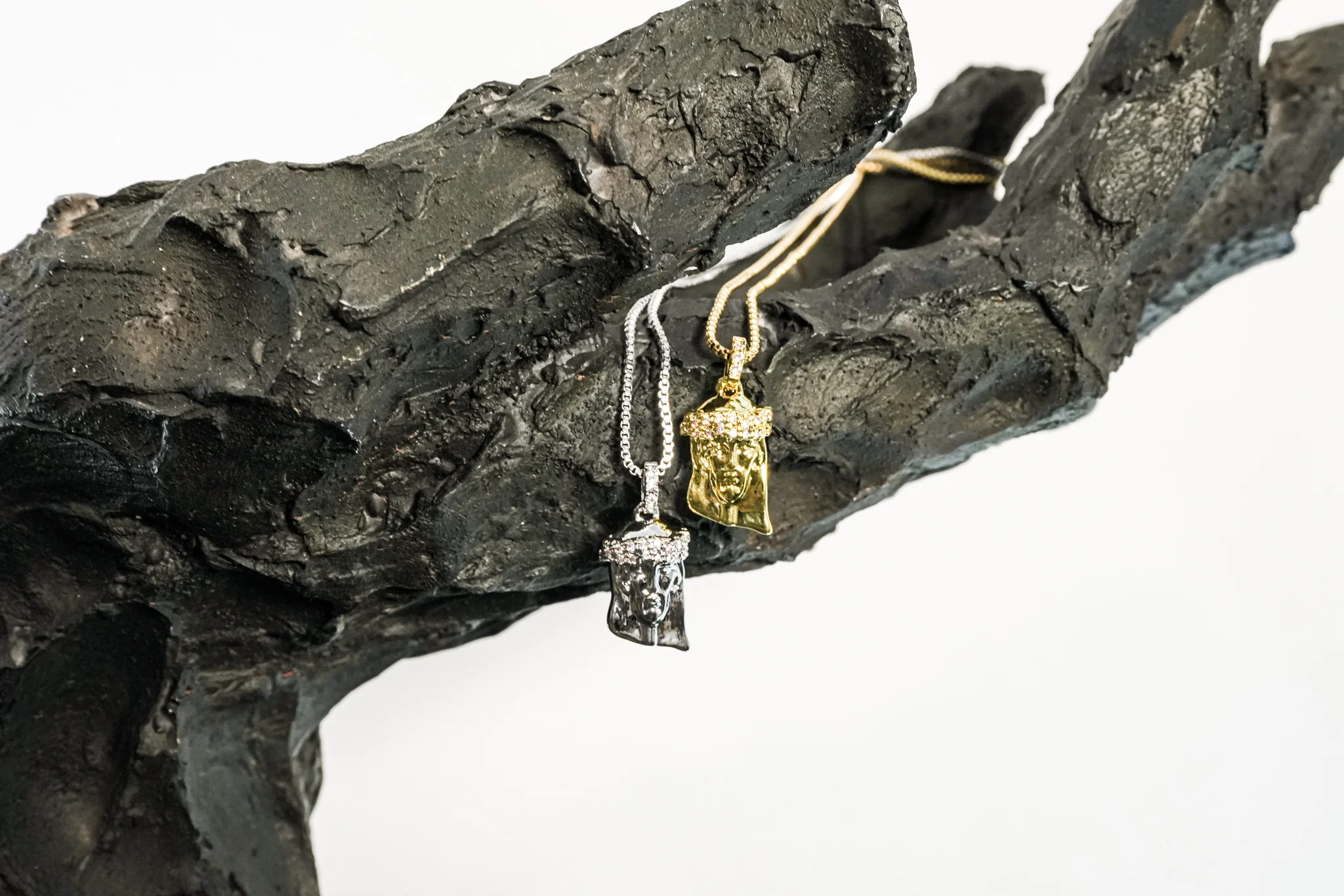 Extra Mini Jesus Piece - Image 3